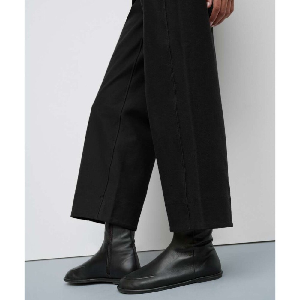 Lululemon Utilitech Relaxed Mid-Rise Trouser 7/8 Length Black Size 4 - Picture 2 of 9